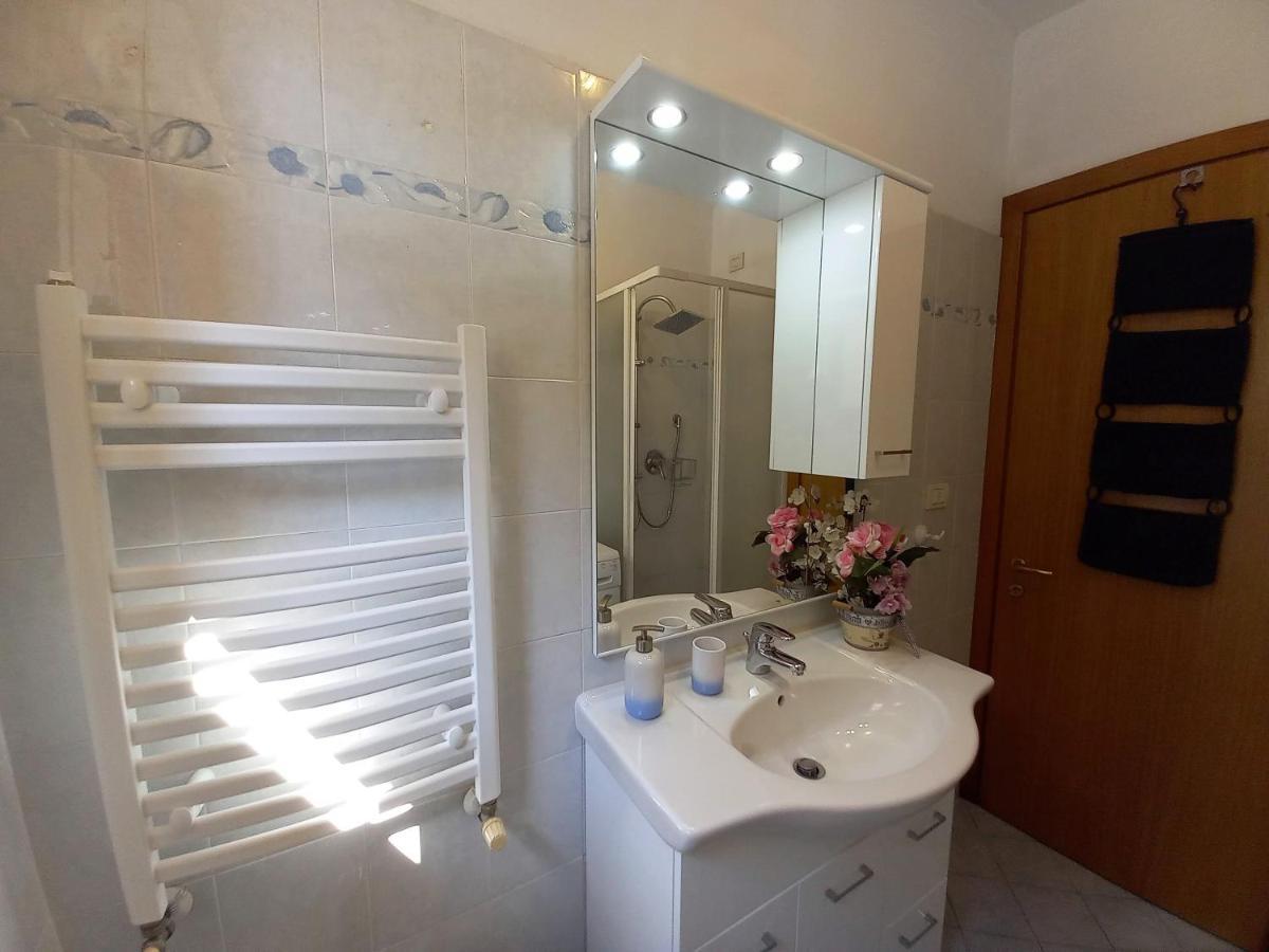 Palazzo Wanny Free Parking & Terrace Apartment ฟลอเรนซ์ ภายนอก รูปภาพ
